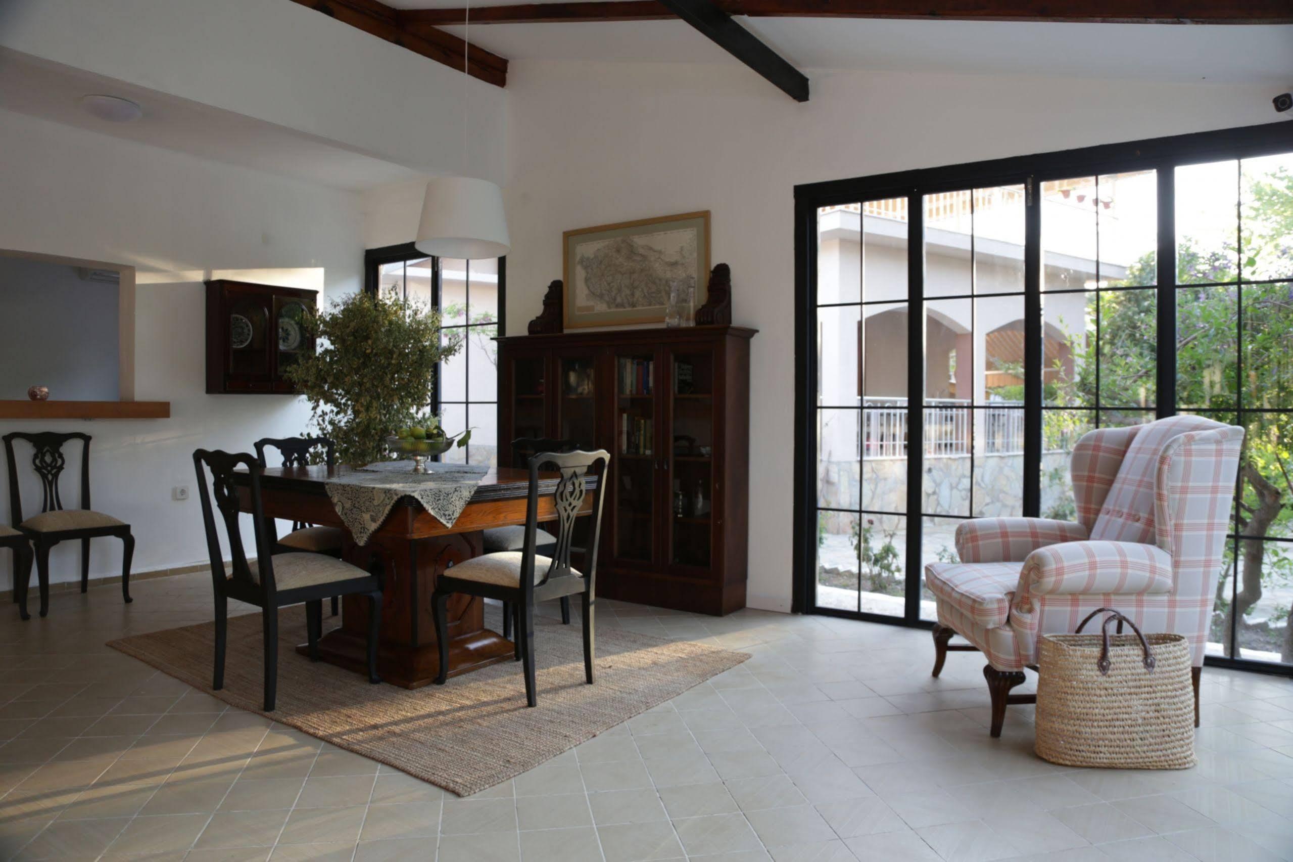 Holiday Hotel Dalyan Exterior photo